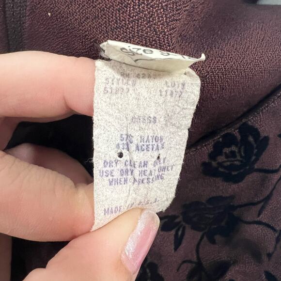 Vintage Studio C Maroon and Black Floral 2-Piece Dress and Jacket Set - Picture 5 of 16